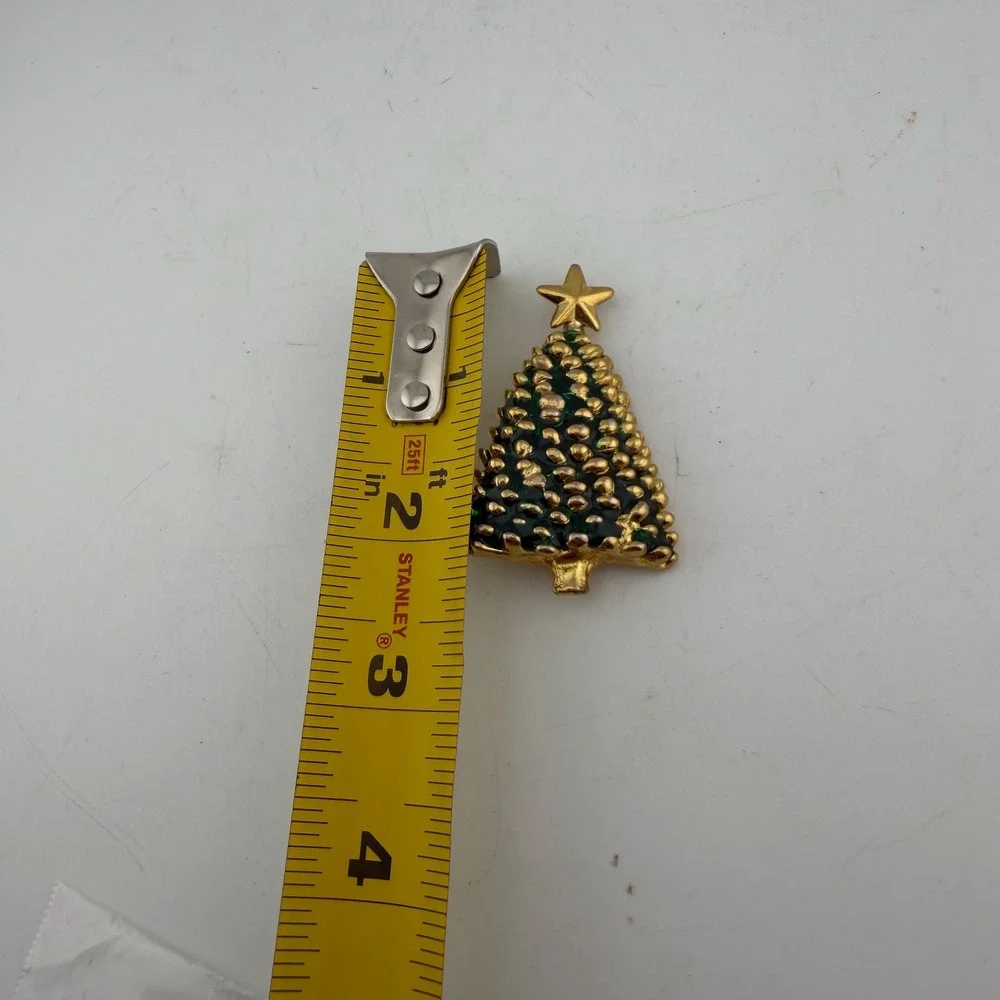 Gold Tone Green Christmas Tree Brooch Enamel Star Pin